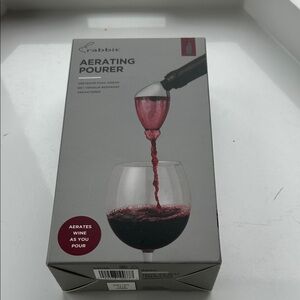 Rabbit - Aerating Pourer for Wine